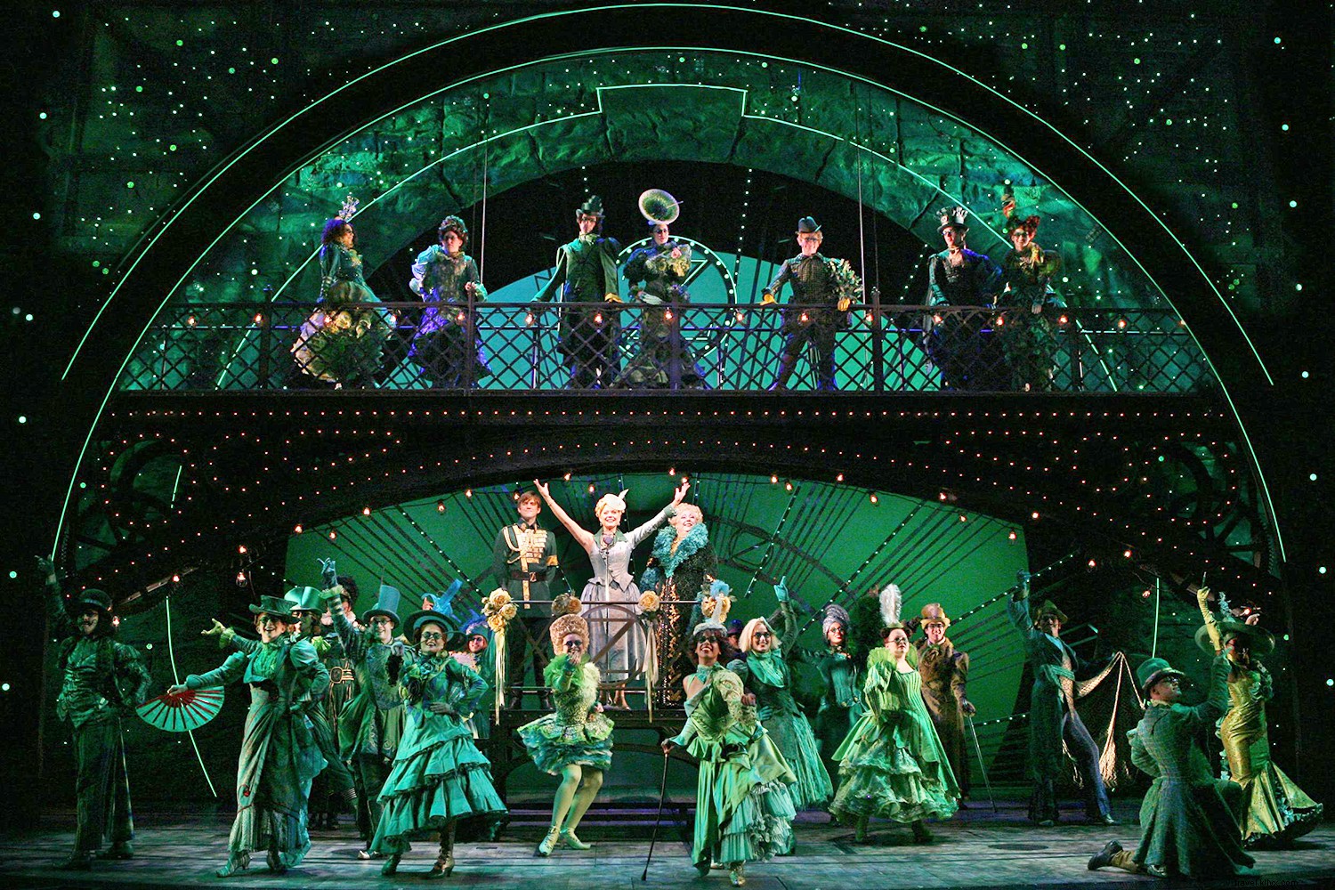 Mengapa Sekarang Saatnya Melihat Wicked di Broadway 